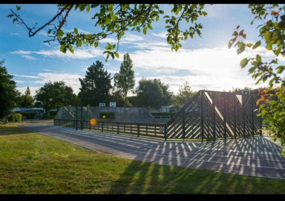 Fitness centre/facilities, Area and facilities, older children