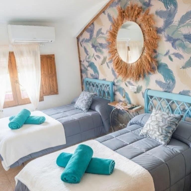 Bed, Photo of the whole room, Bedroom, heating, internet, towels, air conditioner