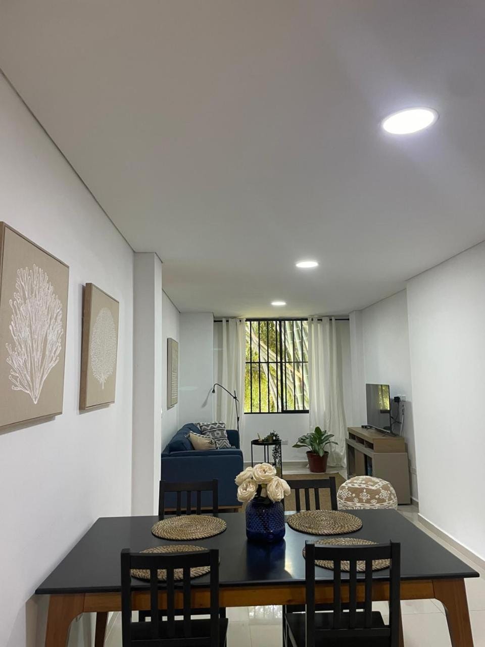 Living room, Seating area, Dining area
