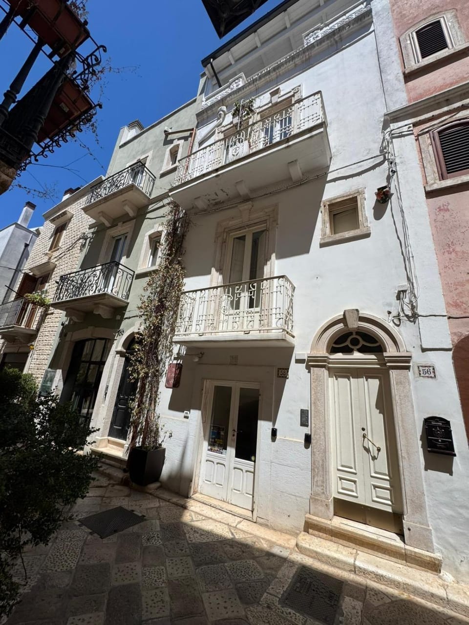 D'Aaragona 56 Bed and Breakfast in Conversano