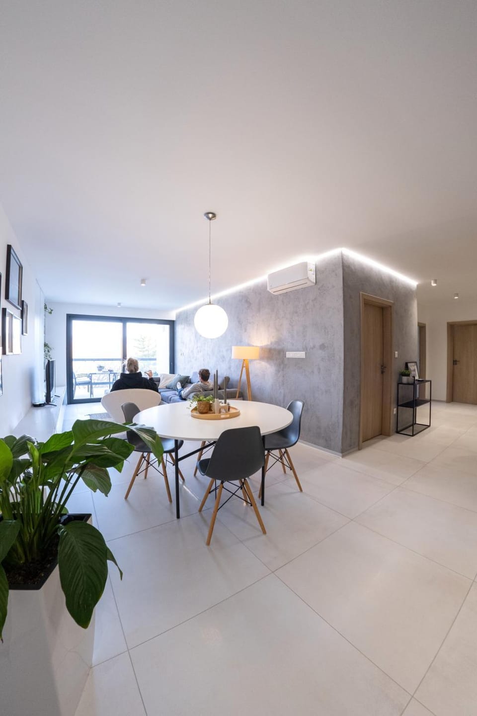 Living room, Dining area