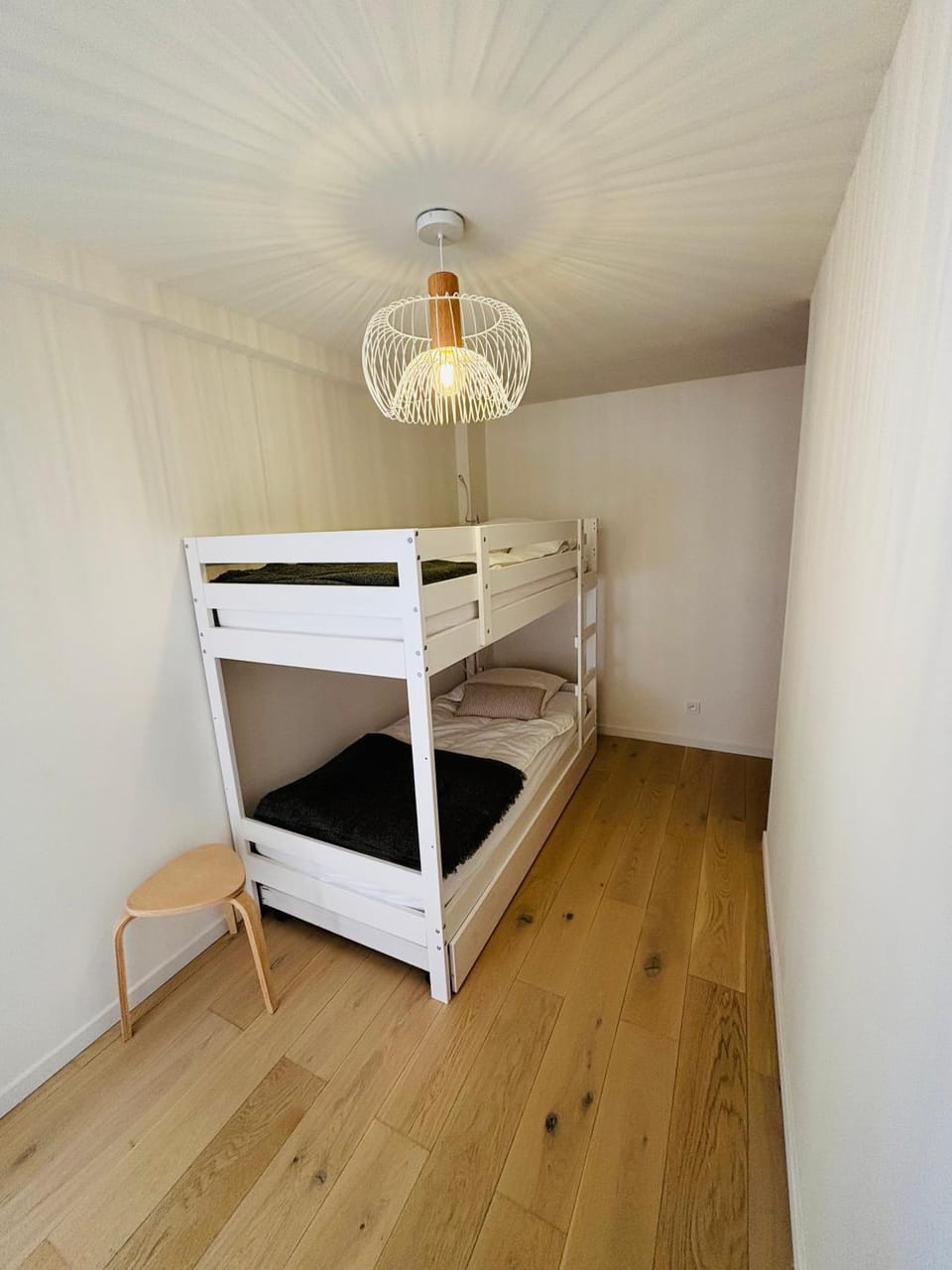 Bed, Photo of the whole room, Bedroom, bunk bed