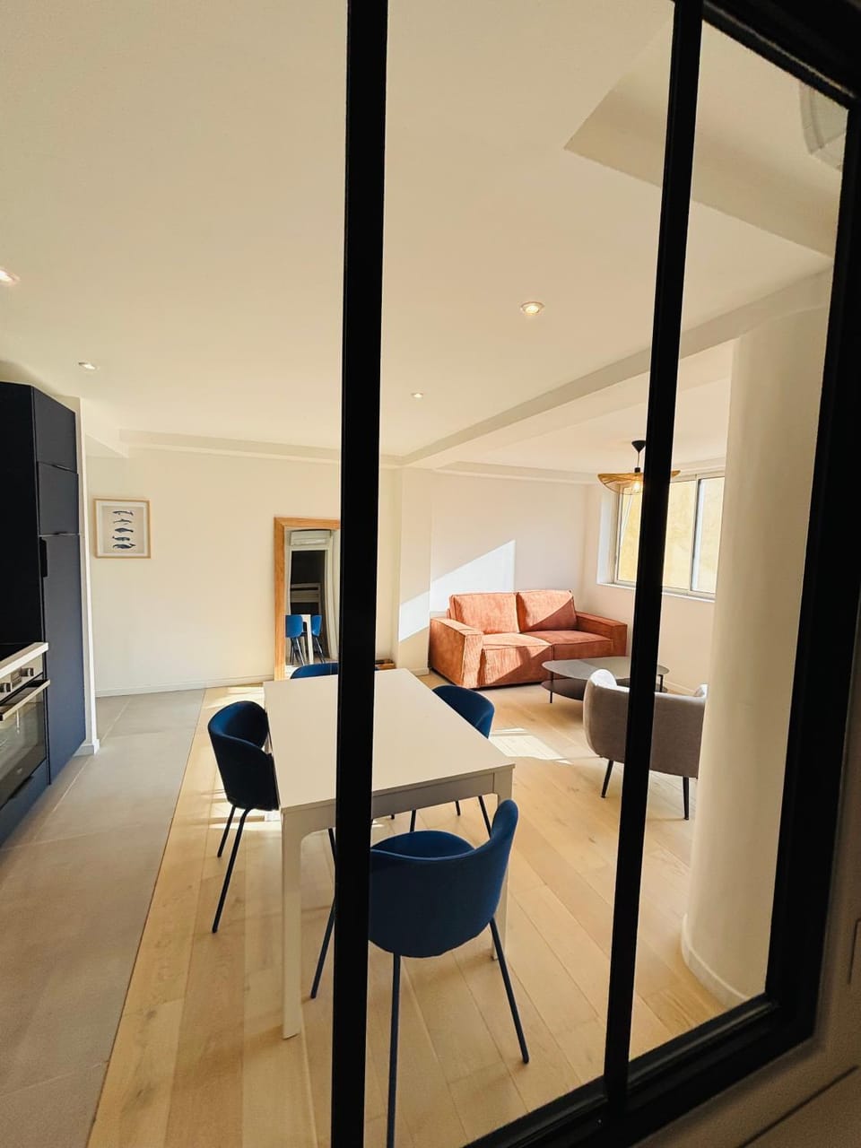 TV and multimedia, Living room, Seating area