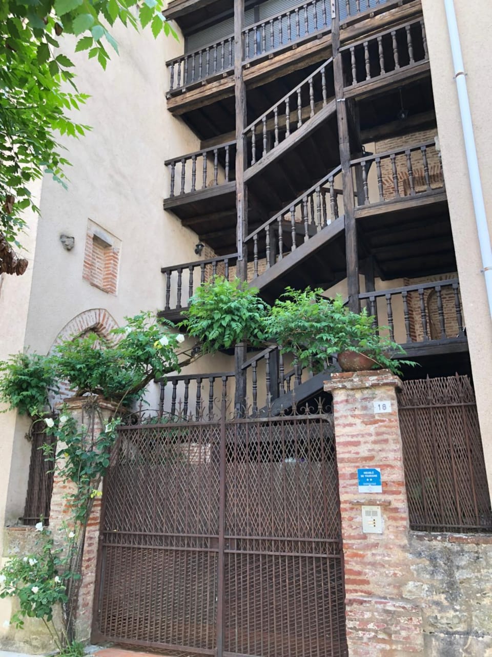 La Chantrerie Saint Priest Apartment in Cahors