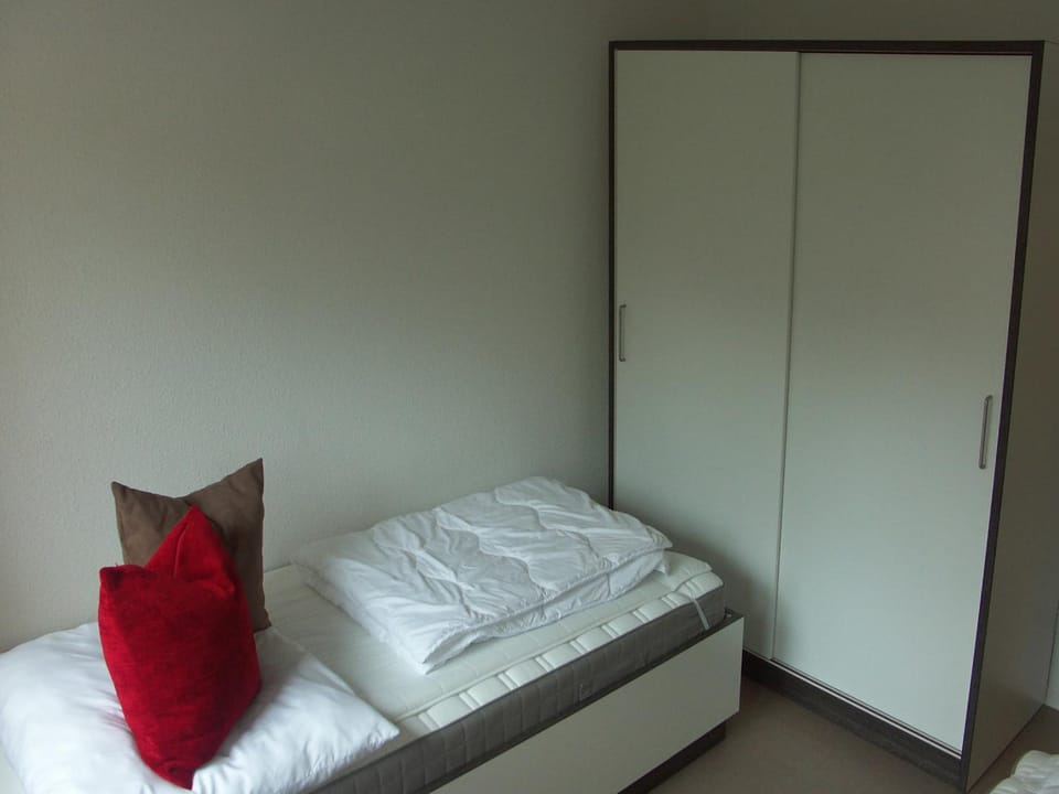 Photo of the whole room, Decorative detail, Bedroom