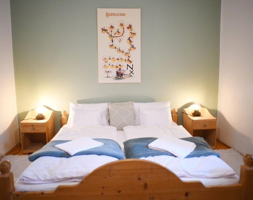 Pluto Lovas Vendégház Bed and Breakfast in Hungary