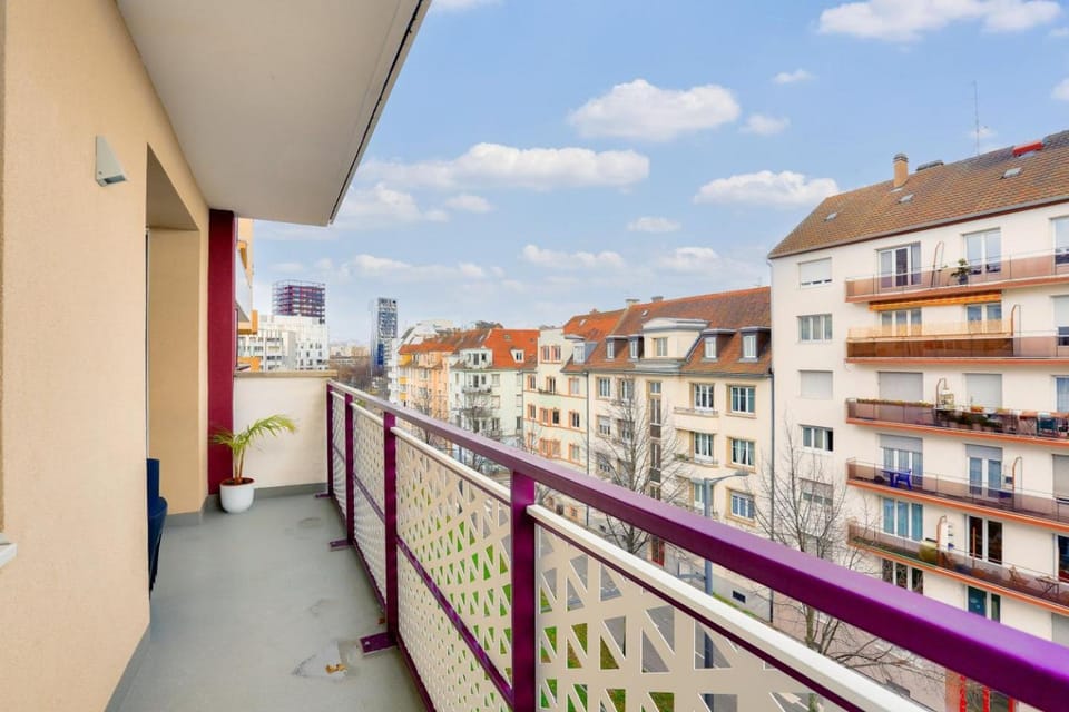 Lovely 2 BR Flat with balcony near the city centre Apartment in Strasbourg