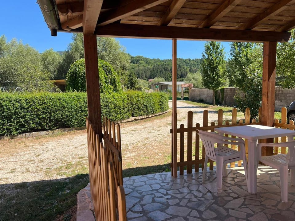 Patio, Day, Garden, Garden view