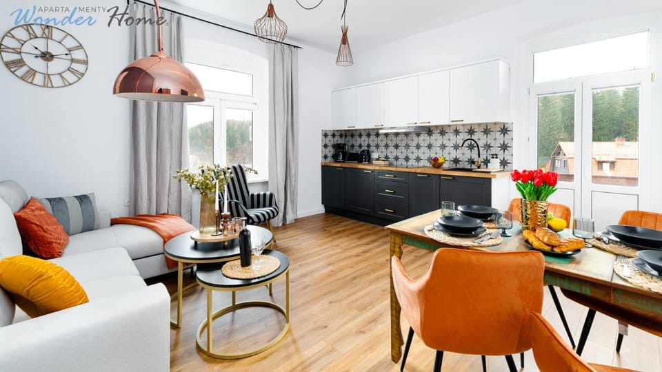 Kitchen or kitchenette, Living room, Seating area, Dining area