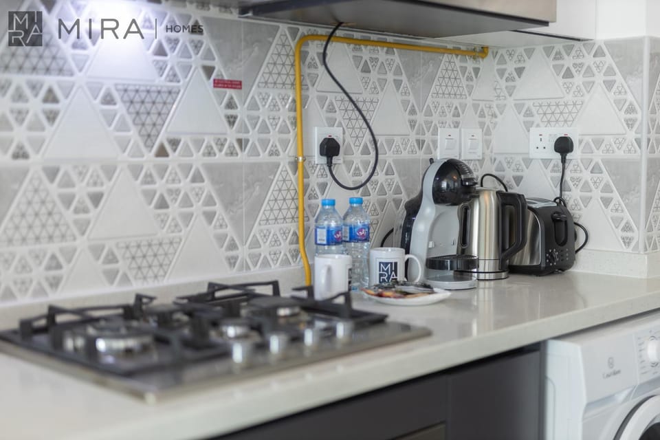 Coffee/tea facilities, Kitchen or kitchenette, stove, toaster