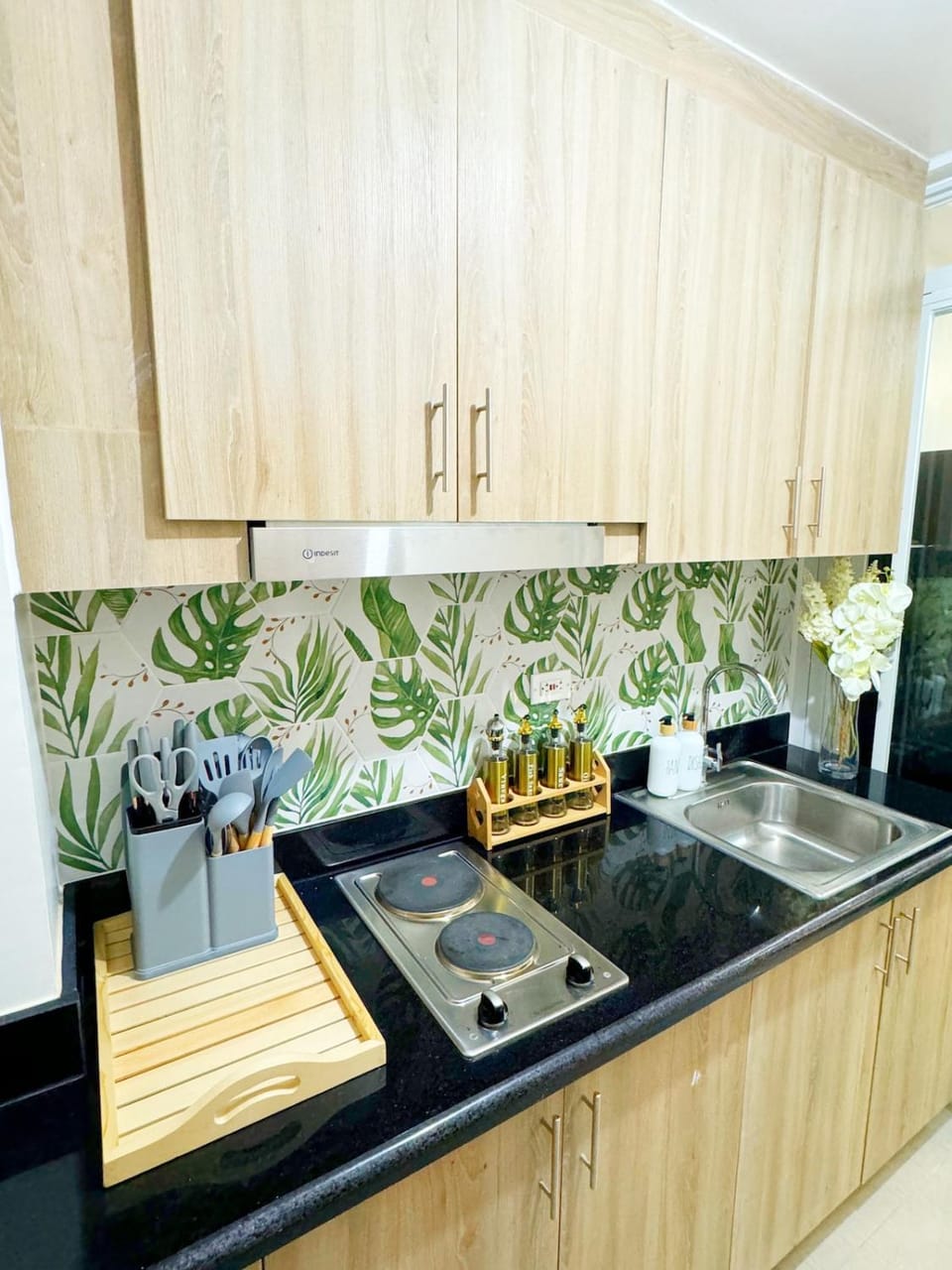 Kitchen or kitchenette, pet friendly, stove