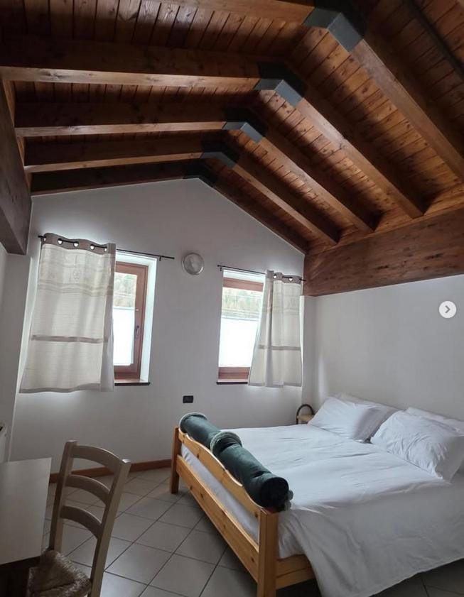 Casa Corti Albergo Ristorante Valbondione Bergamo Hostel in Province of Brescia