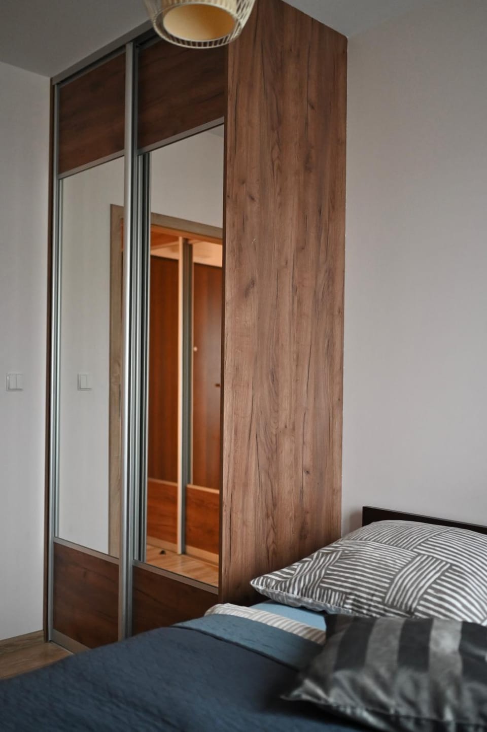 Bedroom, wardrobe