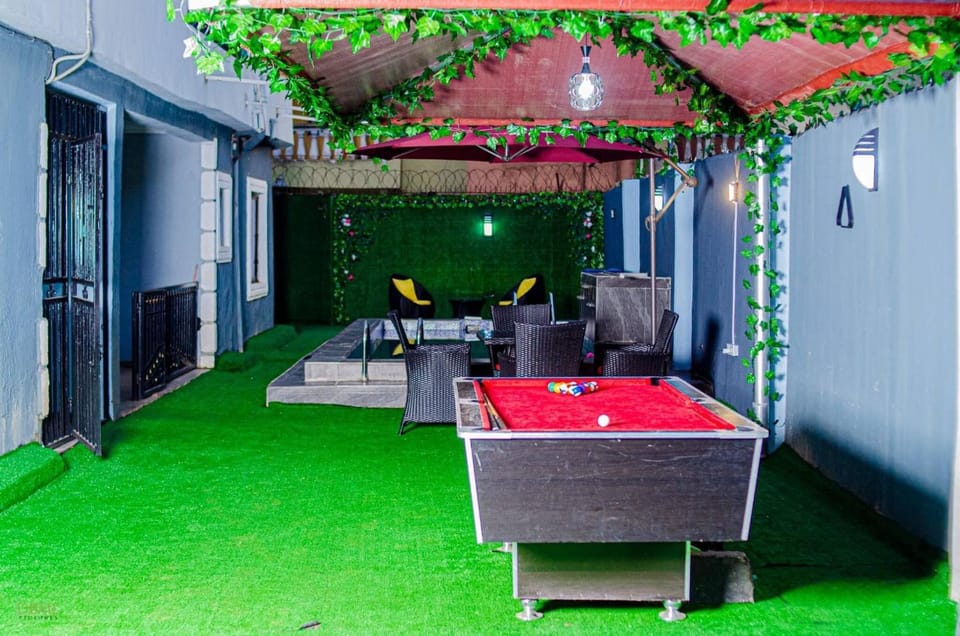 Billiard