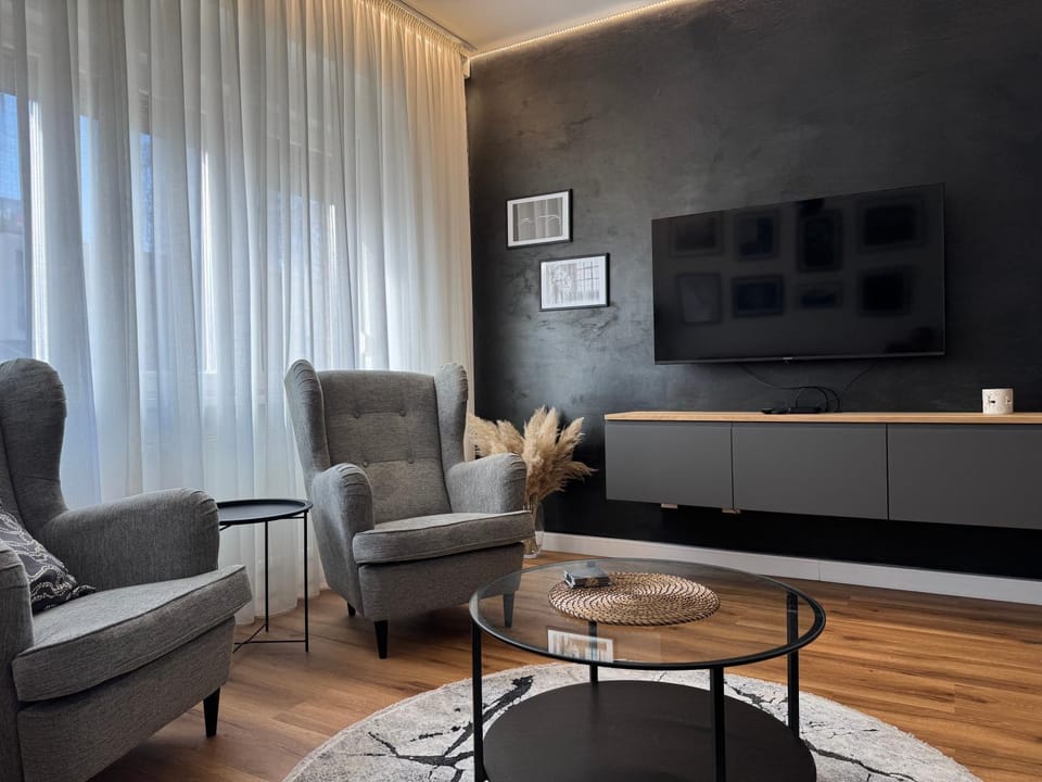 Apartment Lola Brand New, Self check-in 0-24, Free parking Apartment in Croatia