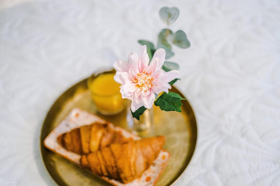 Victoria Park Studio 4 - Parking, WiFi, Free Netflix, Disneyplus & Amzon Prime Apartment in Royal Leamington Spa