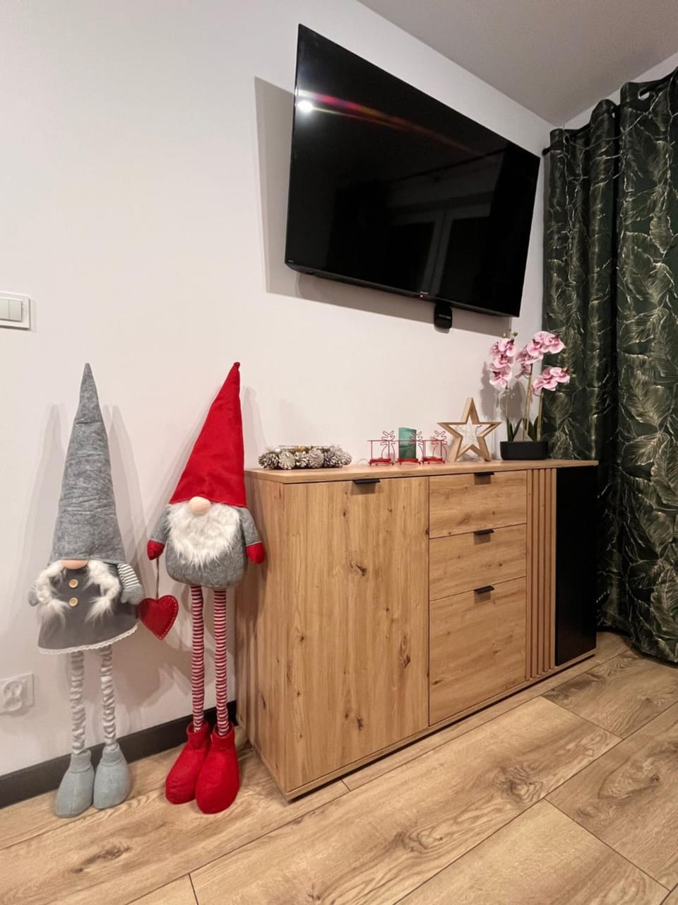 Communal lounge/ TV room, TV and multimedia, Evening entertainment