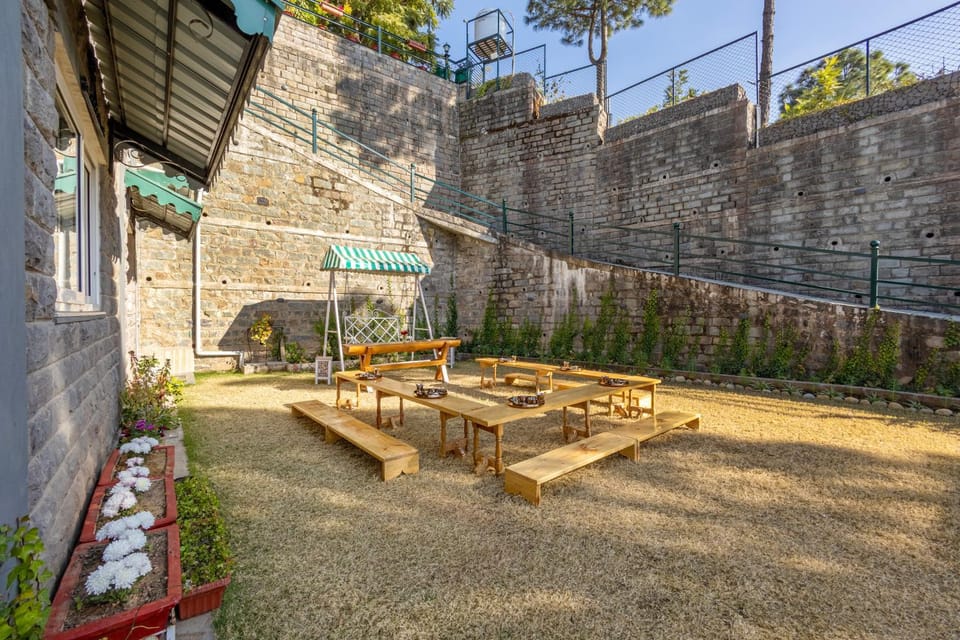 Patio, Spring, Day
