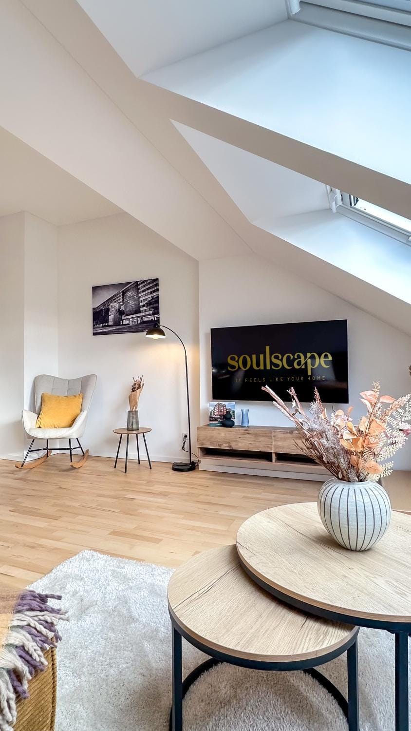 Living room, Photo of the whole room, Seating area