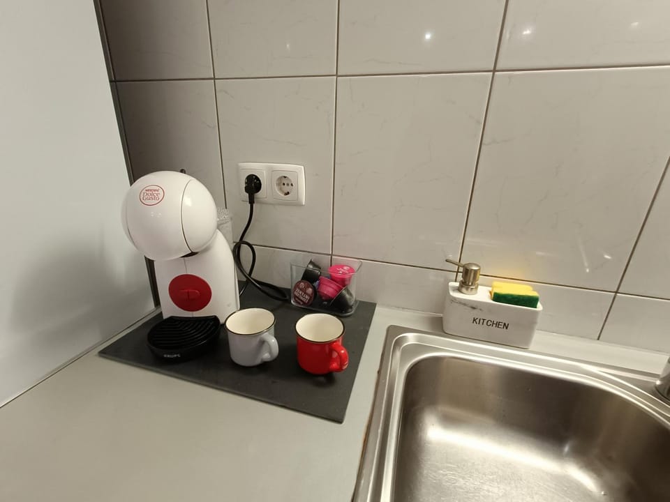 Coffee/tea facilities, Kitchen or kitchenette