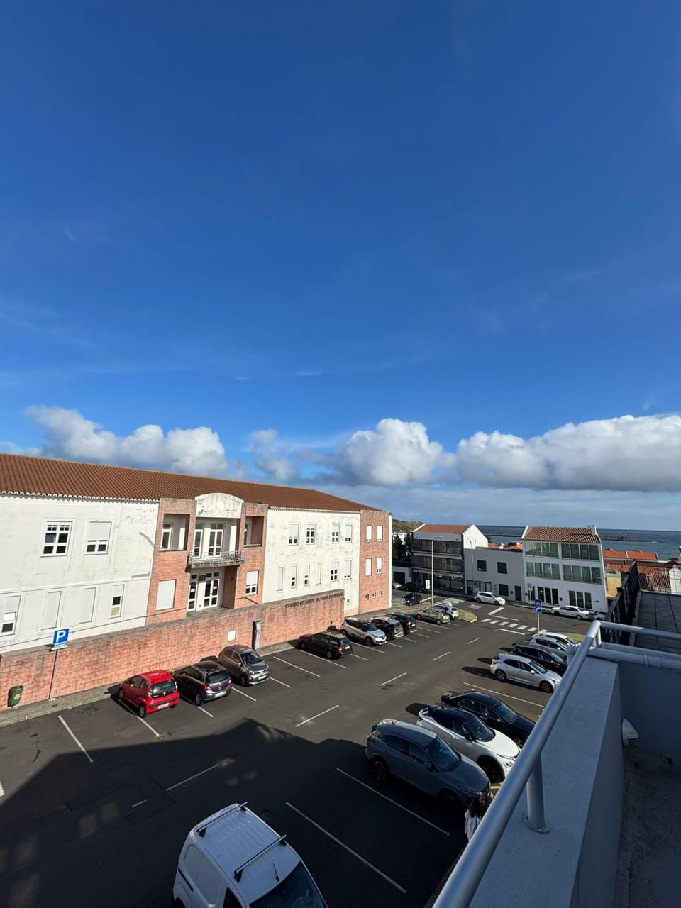 City view, Location