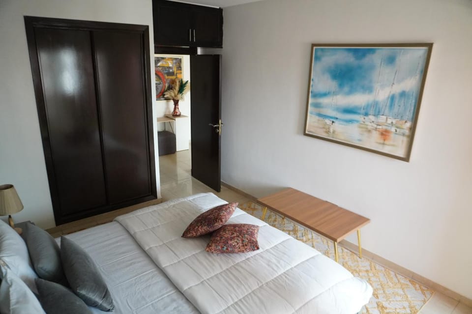 Bed, Photo of the whole room, Bedroom, wardrobe