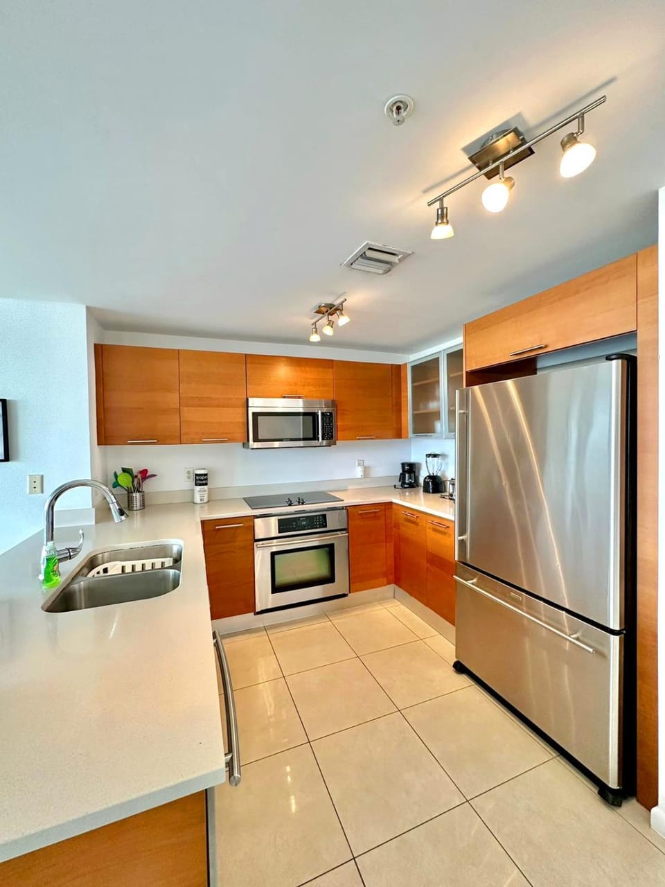 dishwasher, microwave, oven, stove, toaster, kitchen, air conditioner