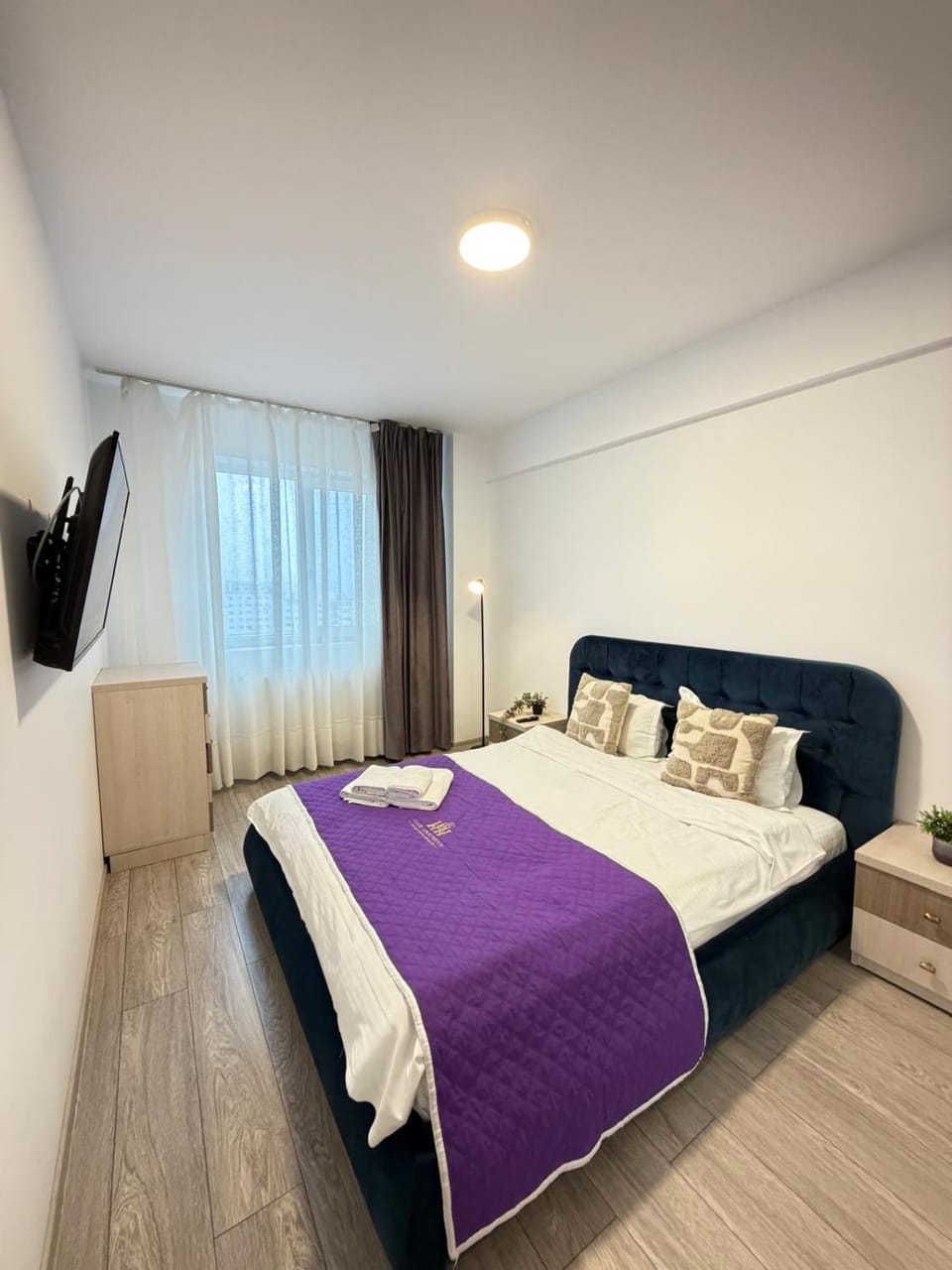 Communal lounge/ TV room, Bed, TV and multimedia, Photo of the whole room, Evening entertainment, Bedroom