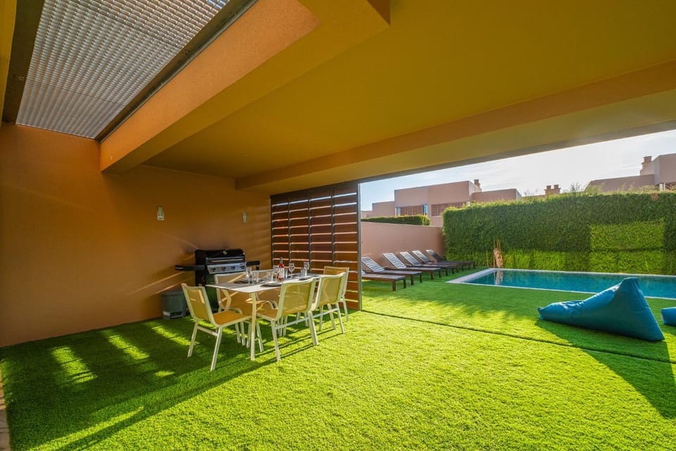 Garden, Garden view, sunbed