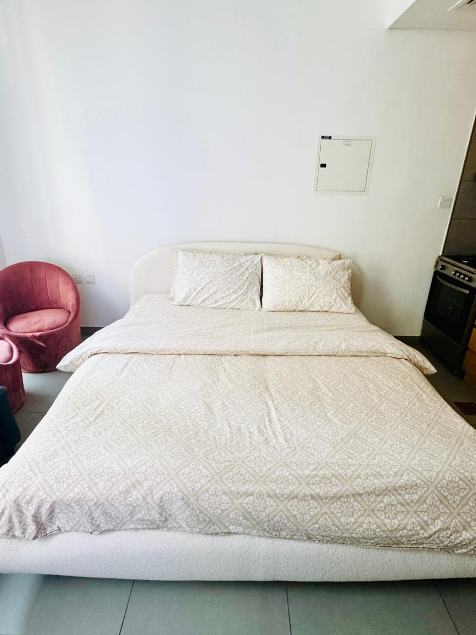 Studio Apartment with Gym , Pool Apartment in Al Sharjah