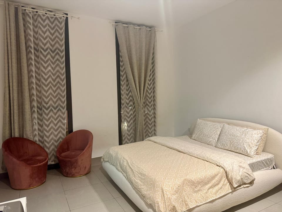 Studio Apartment with Gym , Pool Apartment in Al Sharjah
