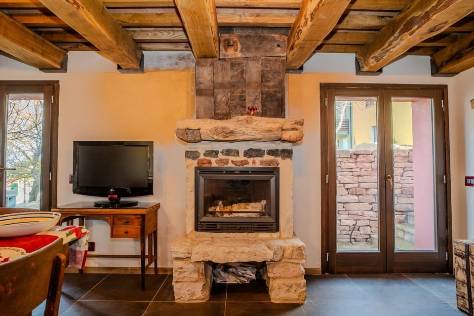 Communal lounge/ TV room, Living room