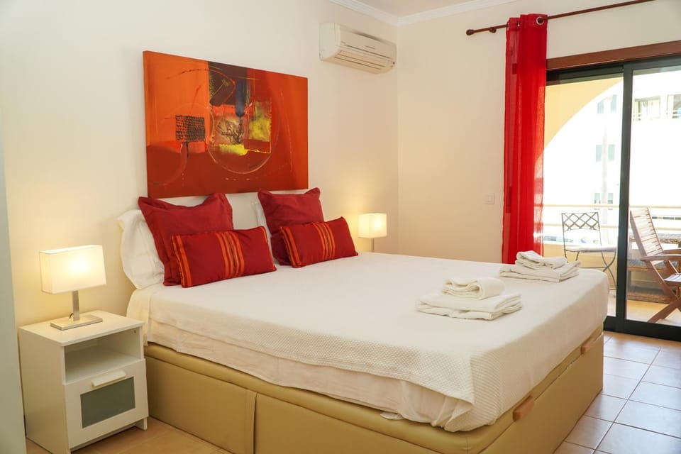 Photo of the whole room, Bedroom, towels, air conditioner