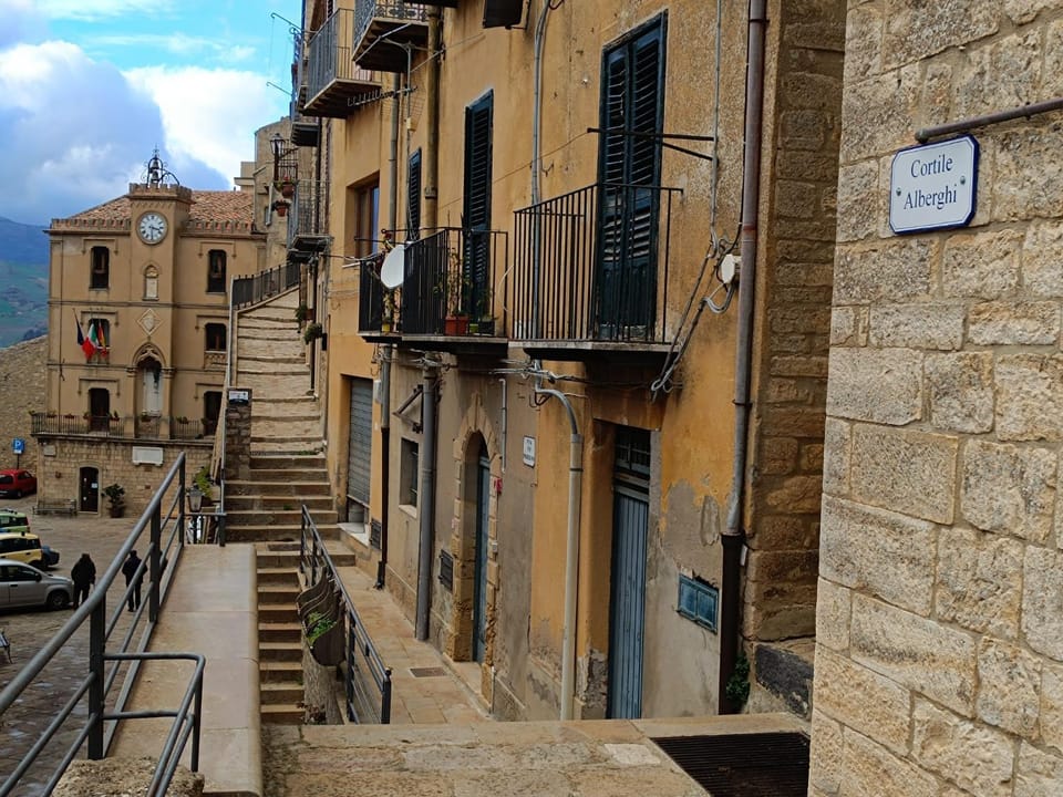 Casa Vacanze Cortile Alberghi Apartment in Sicily