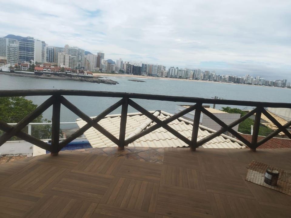 Espaço Para Camping no centro de Guarapari 01 Campground/ 
RV Resort in Guarapari