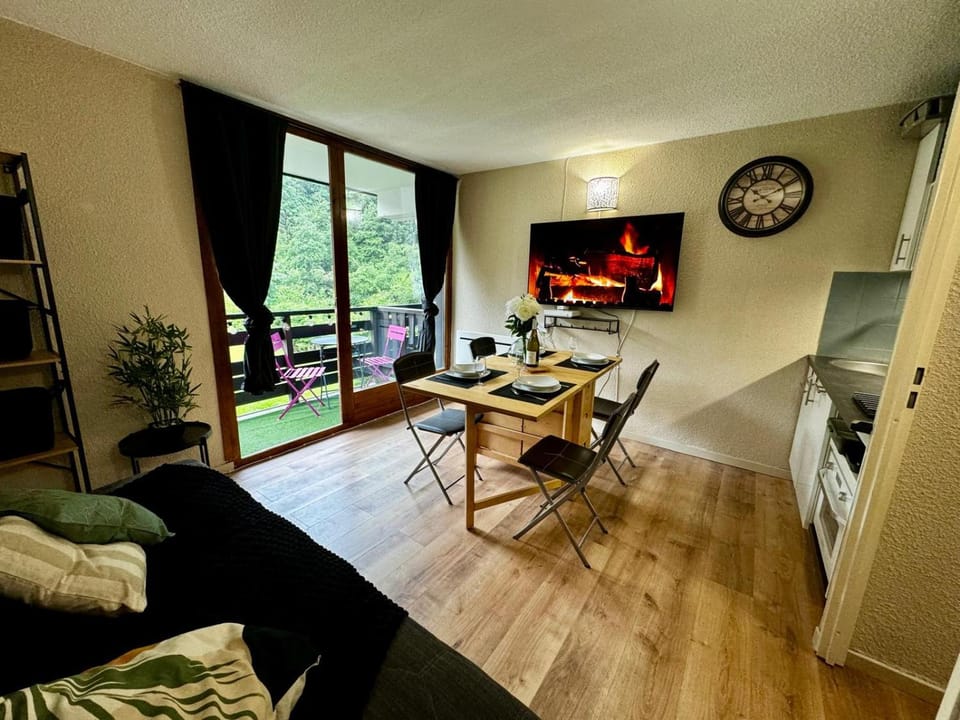 Les Esserts au pied des pistes idéal 4 personnes Apartment in Morillon