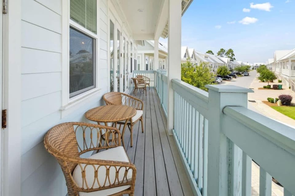 Turtley Awesome on 30A by Stay on 30A- Pool, Bikes, Golf Cart House in South Walton County