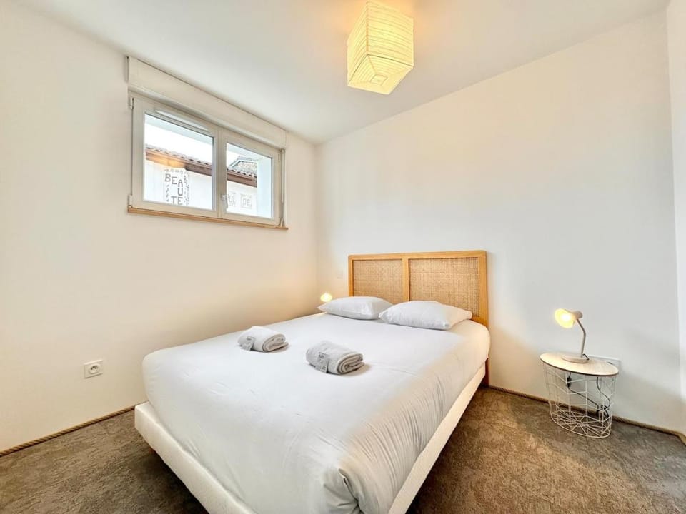Le Concorde - Lumineux - Neuf Apartment in Mont-de-Marsan