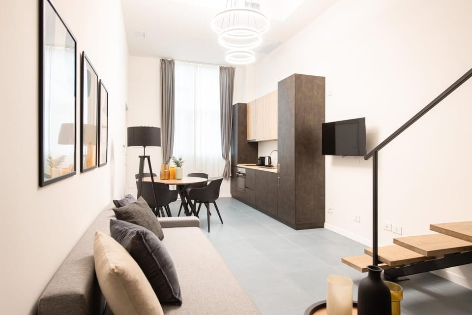 New Luxury Loft - Prada-Bocconi Apartment in Milan