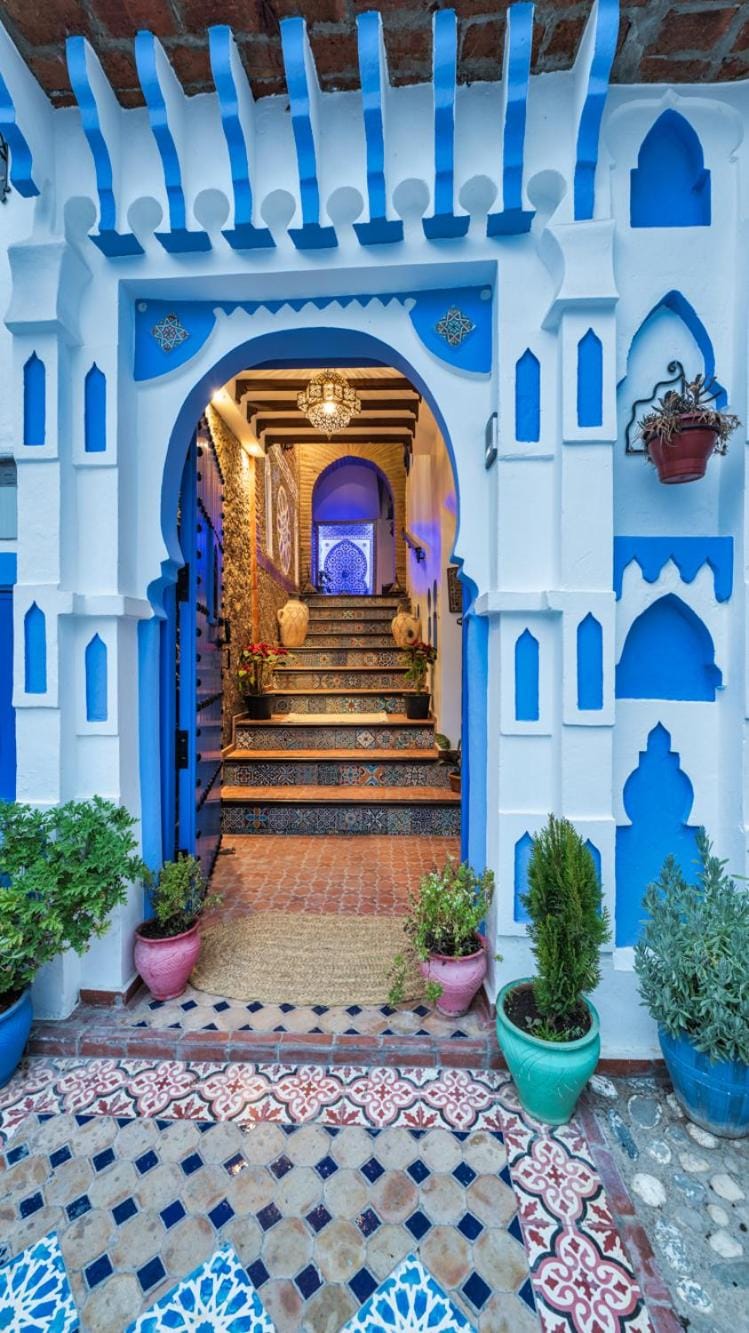 Property building, Facade/entrance