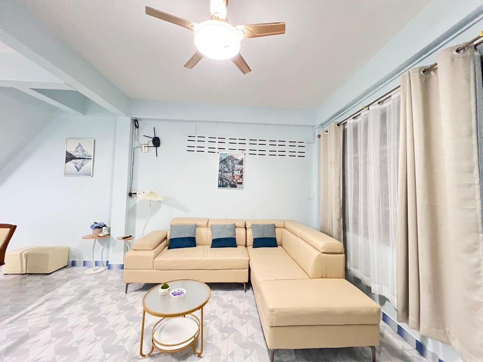 S Home Hat Yai - Entire House, Private Parking Villa in Thailand