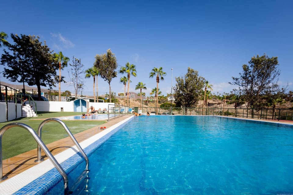 523 central Playa las Americas , Wi Fi Gratis y Piscina Apartment in Playa de las Americas