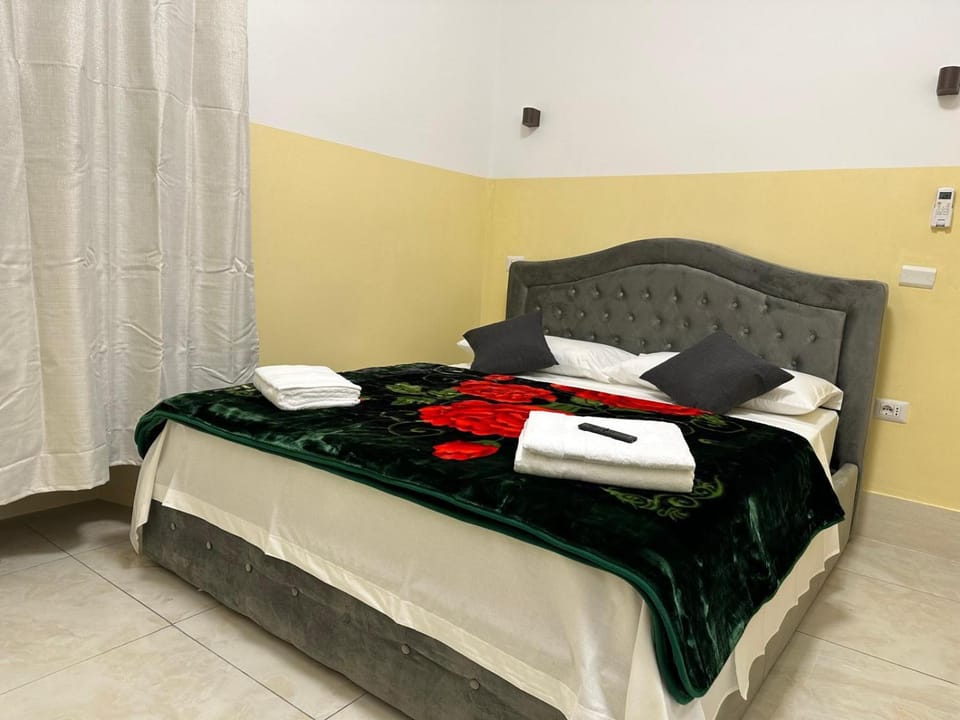 TURATI TERMINi Bed and Breakfast in Rome