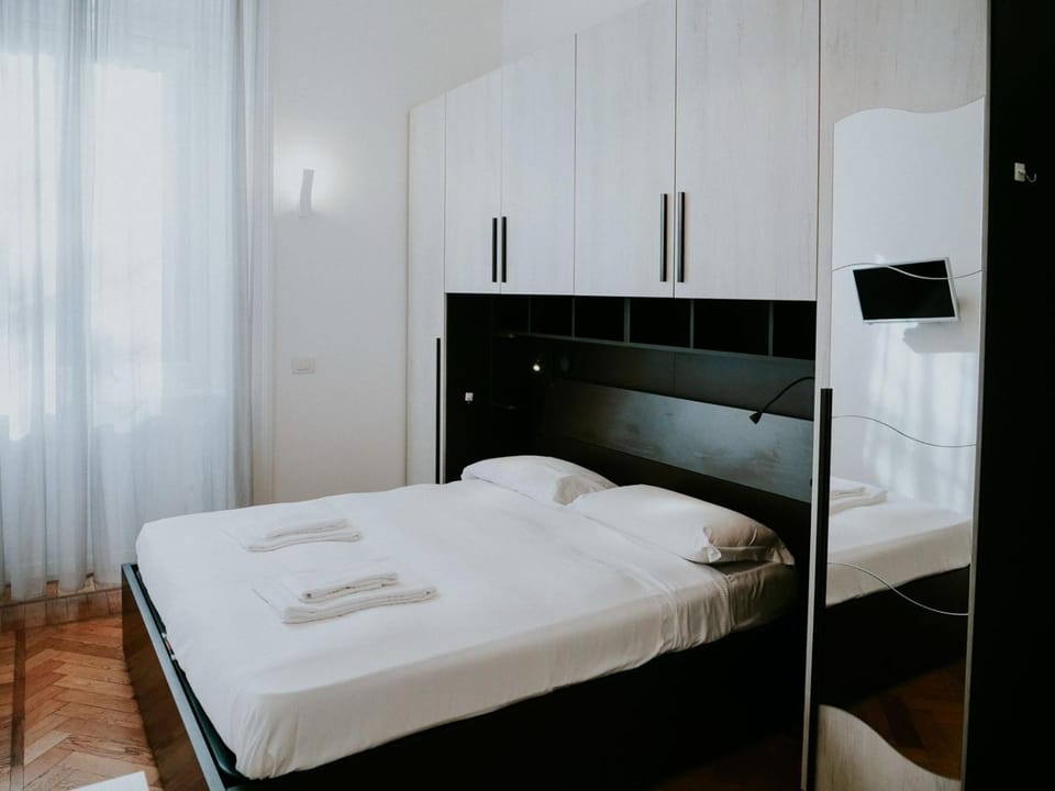 Bed, Bedroom, wardrobe