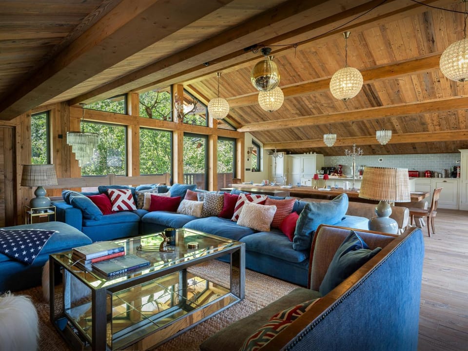 Summer, Living room, Seating area