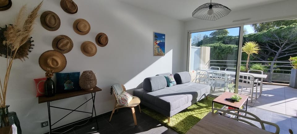 Magnifique appartement traversant à 300 m de la plage Apartment in Calvi