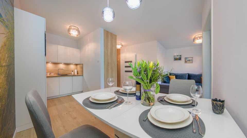 Kitchen or kitchenette, Living room, Dining area