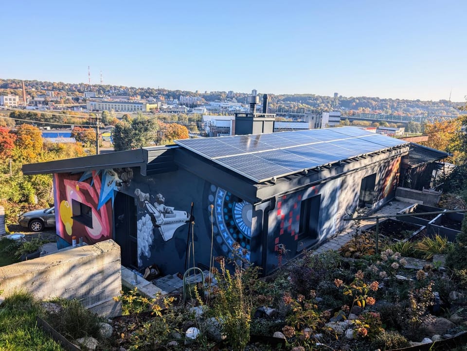 Property building, Day, City view