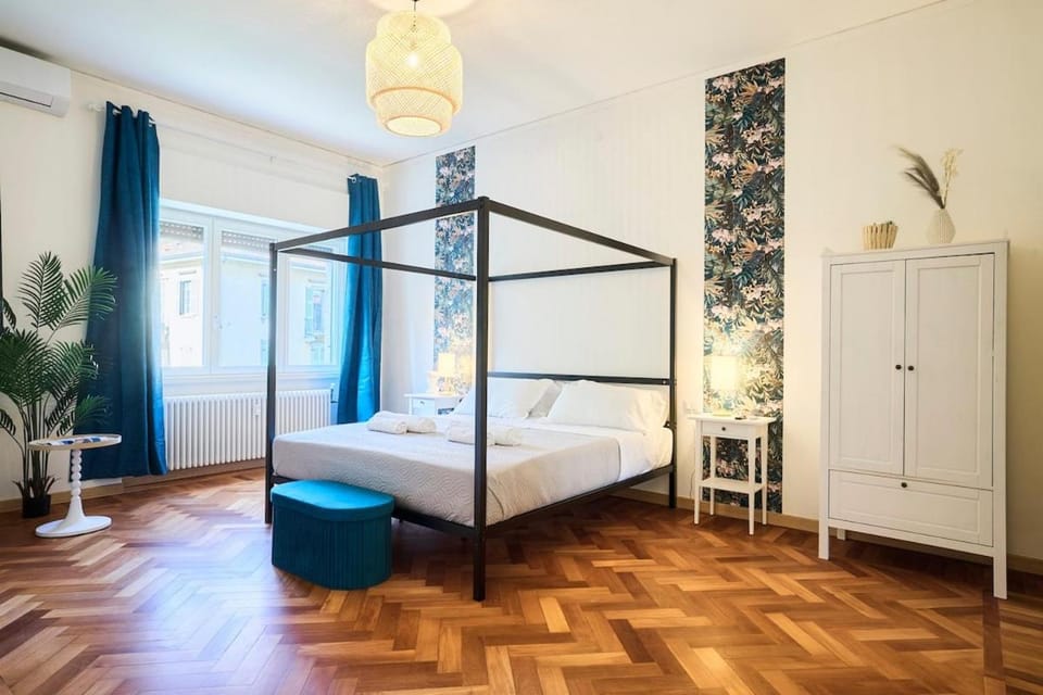 Bed, Photo of the whole room, Bedroom, wardrobe