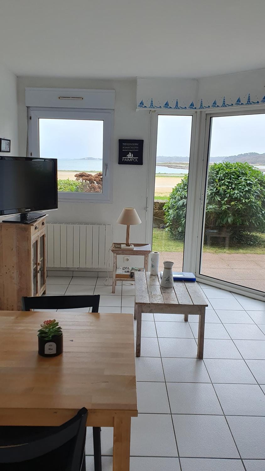 Natural landscape, Dining area